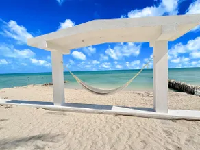 Beachfront + Pool + Battery 4BR/4BA - Image 4