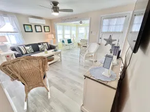 Beautiful Bayfront Home, North Cape May - Image 4