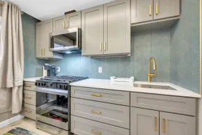 07Luxury Formula 1 (F1) Hotel/Apt with kitchen. - Image 3