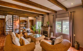 Wonderfull Garden Villa - Image 3