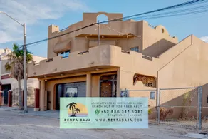1 Min Walk to Beach Spacious Luxury Family Villa - Image 2