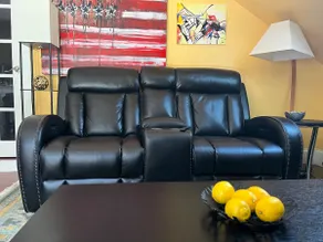 Cozy Brookside Getaway - Image 5