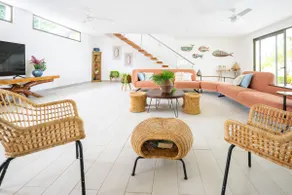 Super villa in Playa Bonita with swimming pool and garden - Image 3