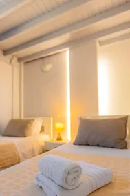 Phaos Santorini Suites - Image 4
