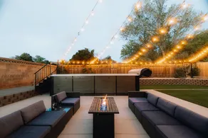 Luxury Downtown Getaway - Private 20ft Swim Spa - Image 2