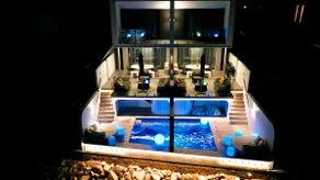 Dacha on Maggie No#1 OPULENT AND LUXURIOUS - Image 3
