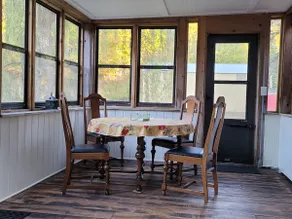 Frankfort Farmhouse, 9 lovely acres - Image 5