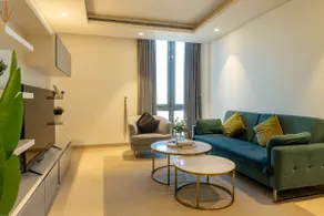 Prime Location Apartment at Muscat Grand Mall - Image 2