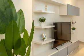 Prime Location Apartment at Muscat Grand Mall - Image 4