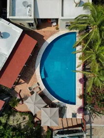 Hidden Gem! Charming 2 Bedroom Vacation Home! - Image 3