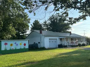 Clean and cozy country setting near Lewisburg - Image 2