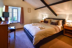 Ta Mill Cottages & Lodges - Pump Cottage - Image 4