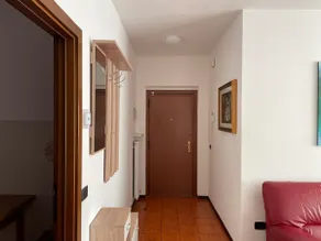 Large Apartment with 3 Bedrooms - Image 5