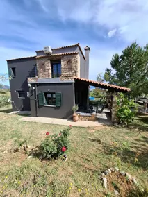Dimitra's Villa in Evia, Greece - Image 5