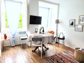 Portuguese apartment in the heart of Lisbon - Image 3