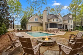 Lakefront with Pool, Hot tub, Pontoon Boat & Movie Theatre - Image 2
