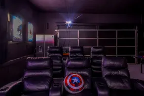 Bury Oasis: Pool, Hottub, Movie Theatre, Game Room - Image 5