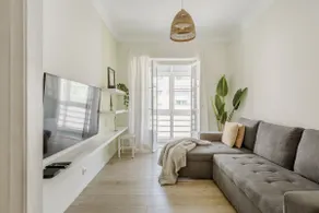 BohoChic 2 bedroom 10 min from downtown - Image 4
