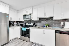 Private, Stylish and Peaceful 2BR Guest Suite - Image 3