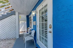 Beach Escape & Pool, steps to Beach & restaurants - Image 4