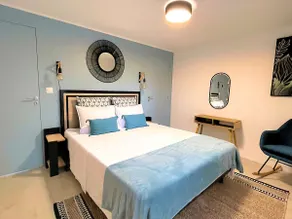 4 bedroom house in residence with pool - Image 4