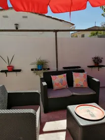 Typical Spanish villa - Image 4