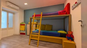 A roomy flat WITH NOTHING - Image 5