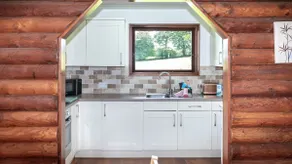 Ta Mill Cottages & Lodges - Meadowview Chalet 1 - Image 4