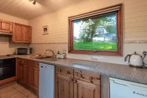 Ta Mill Meadowview Chalet 2 in a Stunning Retreat - Image 5