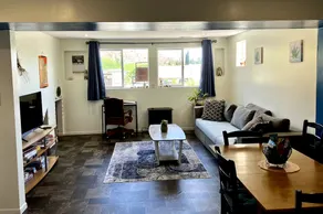 Vermillion Vacation: A Comfy Home Away From Home - Pet Friendly - Image 3