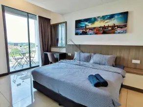 PD D'Wharf Premium Suite - Full Seaview (Up to 6 Pax) - Image 2