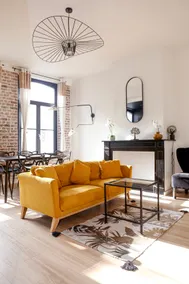 Stylish 3 Bedrooms+ A/C & Private Baths – EU Area - Image 2