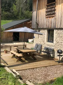 Character cottage in old renovated farmhouse - Image 5
