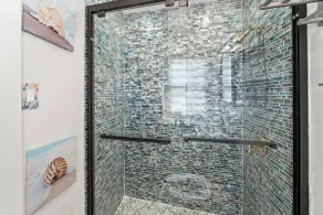 Early Check In & Free Cleaning* Beach Block Condo - Image 4