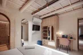 Philikon Luxury Suite-Armonia - Image 4