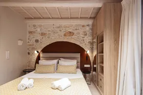 Philikon Luxury Suites - Image 5