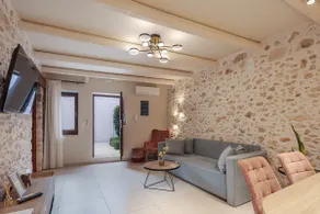 Philikon Luxury Suites - Image 3