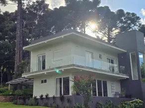 House 17 km from Gramado - 3 Suites - Image 2