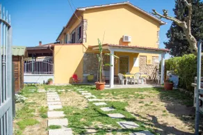 House Il Poggio just 8 minutes from the sea - Image 2