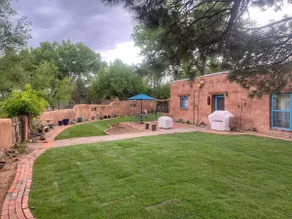 Peaceful artisan adobe with view of the Sandias - Image 3