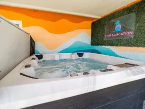 Saltwater Pool + Spa | BBQ | Air Hockey | Foosball - Image 5