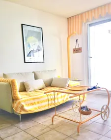 cool apartment with pool - Image 4