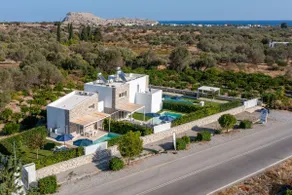 New Loft by Ossiano Pool Villas, Heating Pool,2 min drive to Haraki Beach & 10 to Lindos - Image 2