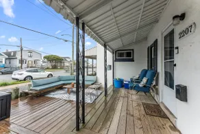 1BD North Wildwood Prime Location · Porch + Grill - Image 2