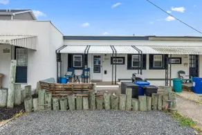 1BD North Wildwood Prime Location · Porch + Grill - Image 4