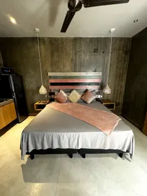 Coastal Retreat: Beachfront Apartment Awaits You - Image 3