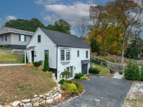 DT Mystic Renovated 3BR Mystic Cape house - Image 5