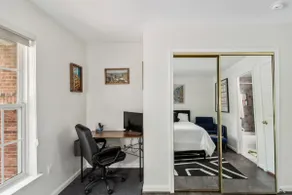 Art Lux Bethesda | Stylish 2B + Library| Game Room - Image 5