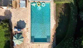 Small slice of heaven with private garden and pool - Image 5