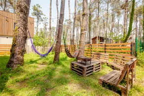 Beachfront 4-Bedroom Home In Kaprovani Pine Forest - Image 2